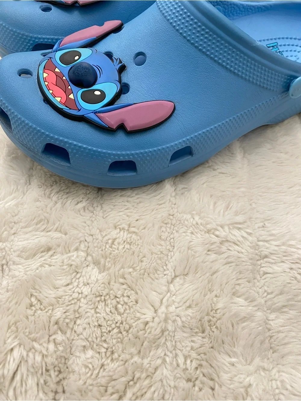 CROCS Light Blue Stitch Clog Men Size 9 Woman 11